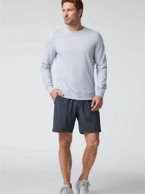 Vuori Ponto Performance Light Gray Crewneck Sweatshirt Small